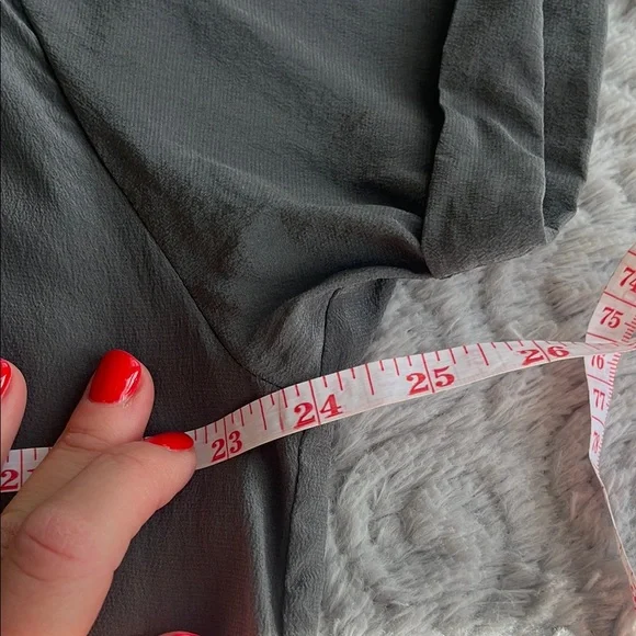 EILEEN FISHER silk Gray Button-Down tunic shirt high low Large lagenlook artsy - Picture 8 of 9